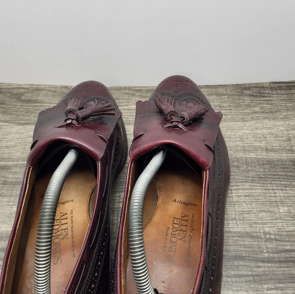 Allen Edmonds Tassel Loafers Shoes SZ: 10.5 D Arlington